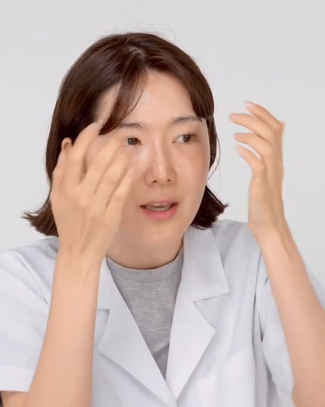 Amazon.com: DearKlairs Fundamental Watery Oil Drop – Korean Water